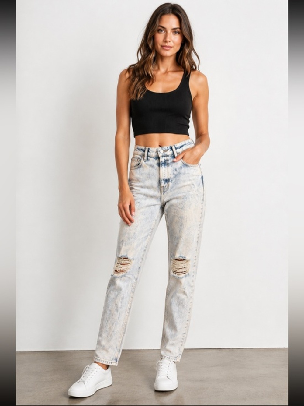 a.n.a A New Approach Size 4 Acid Wash Distressed High Rise Dad Jeans